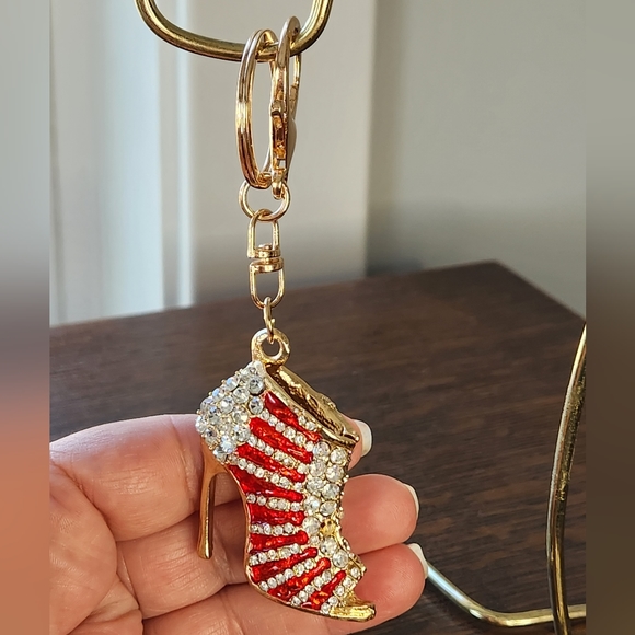 NWT HIGH HEEL RED SHOE BAG CHARM metal and crystals - Picture 2 of 3